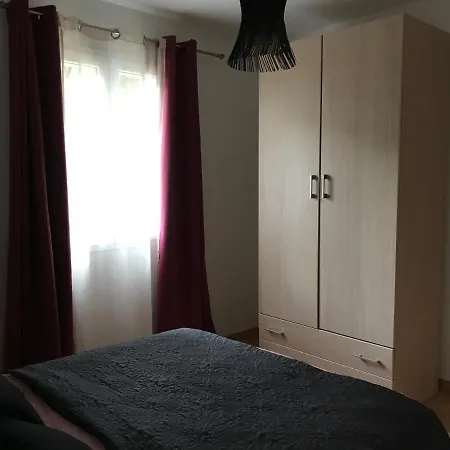 Fango Pour 4 Personnes Avec Piscine
